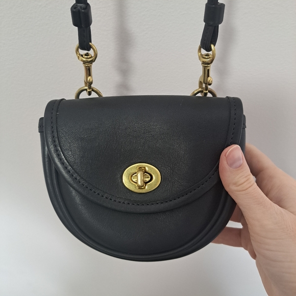Coach Handbags - Vintage Coach Twist Lock Mini Crossbody Belt Bag Black